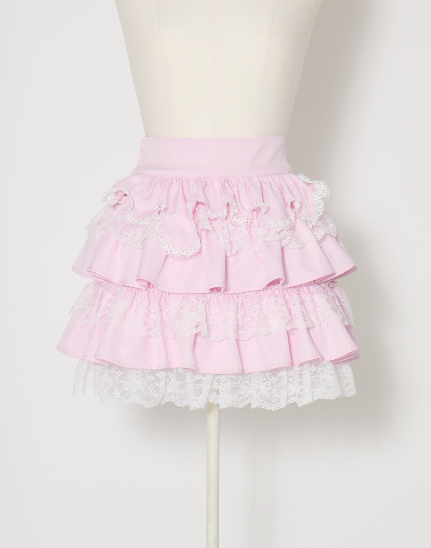 Melting lace tiered skirt – AVENCHUMU （アバンチュウム）