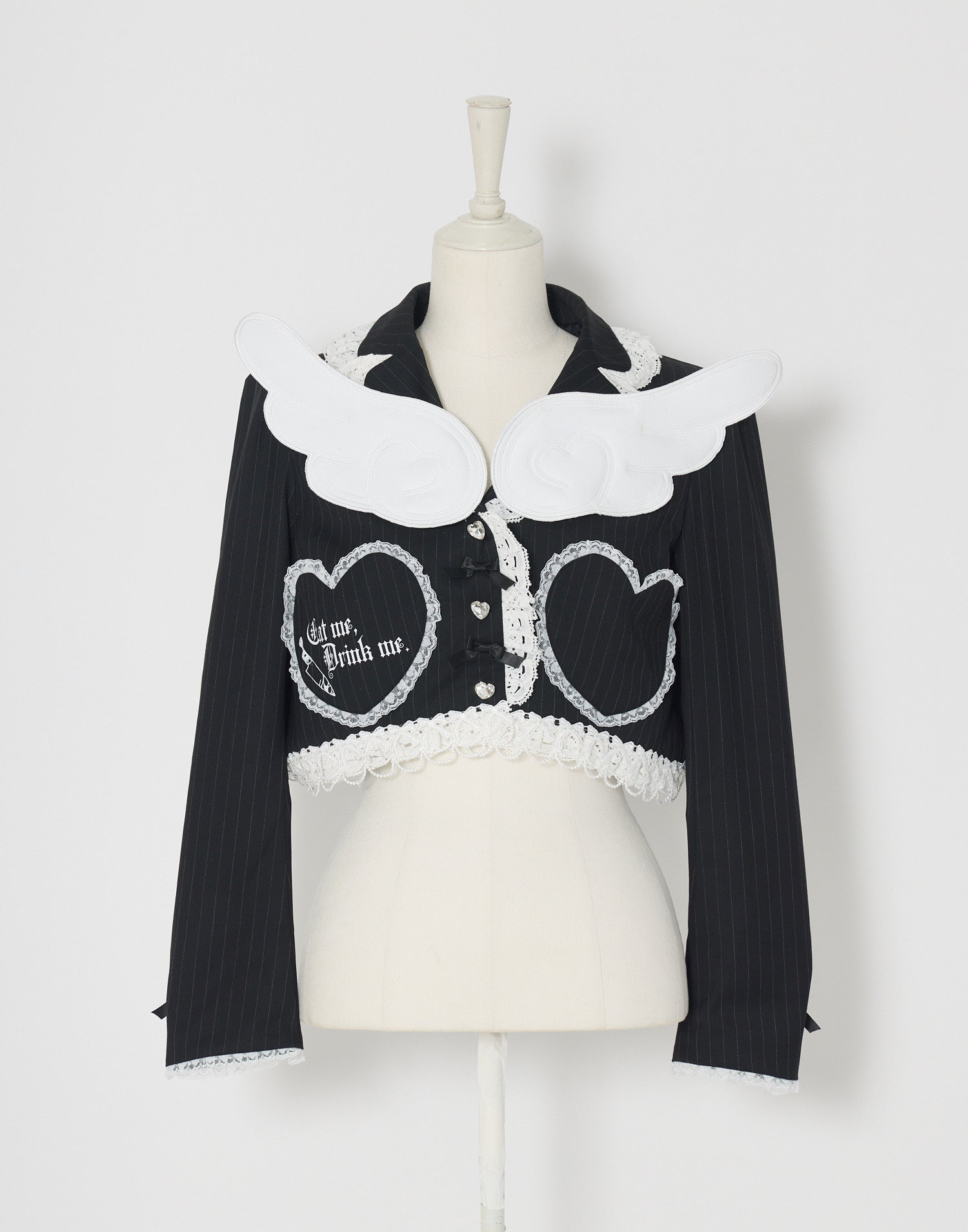 Heart & wing short jacket – AVENCHUMU （アバンチュウム）