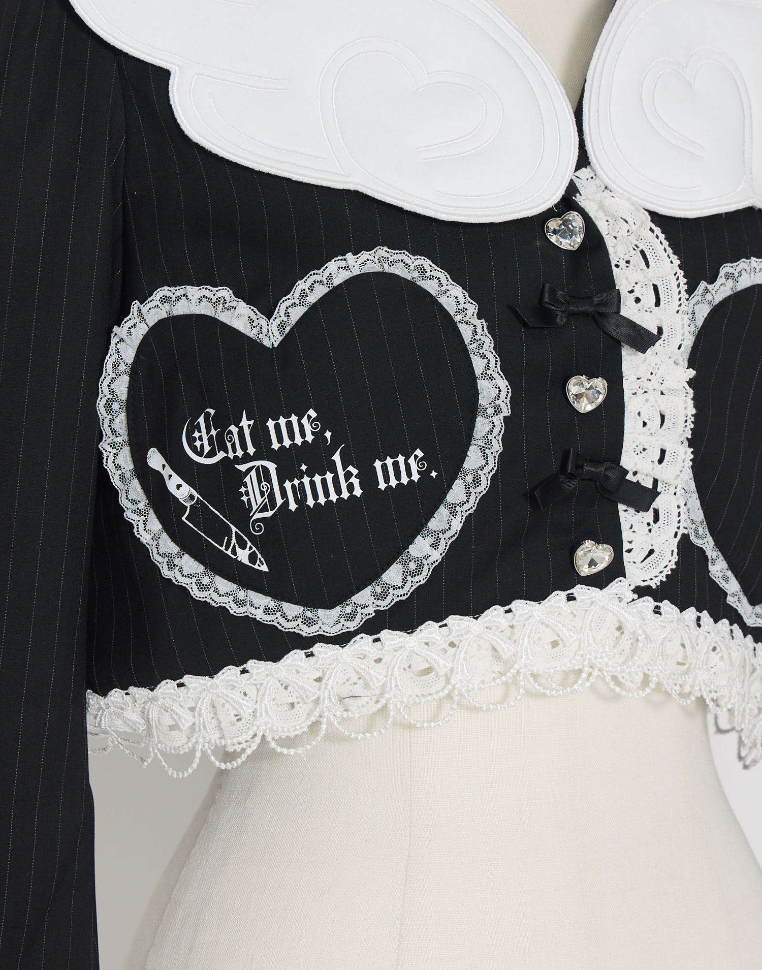 Heart & wing short jacket – AVENCHUMU （アバンチュウム）