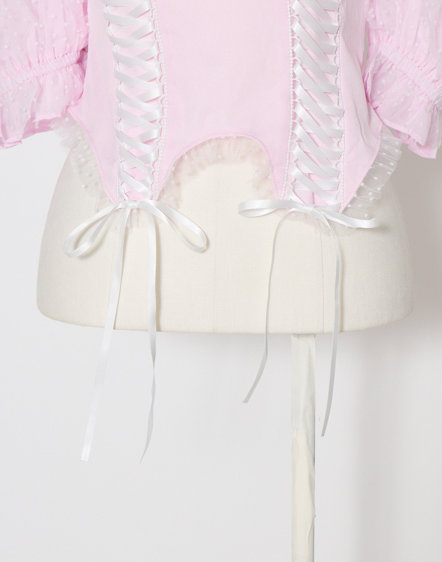 Race up off shoulder tulle puff tops – AVENCHUMU （アバンチュウム）