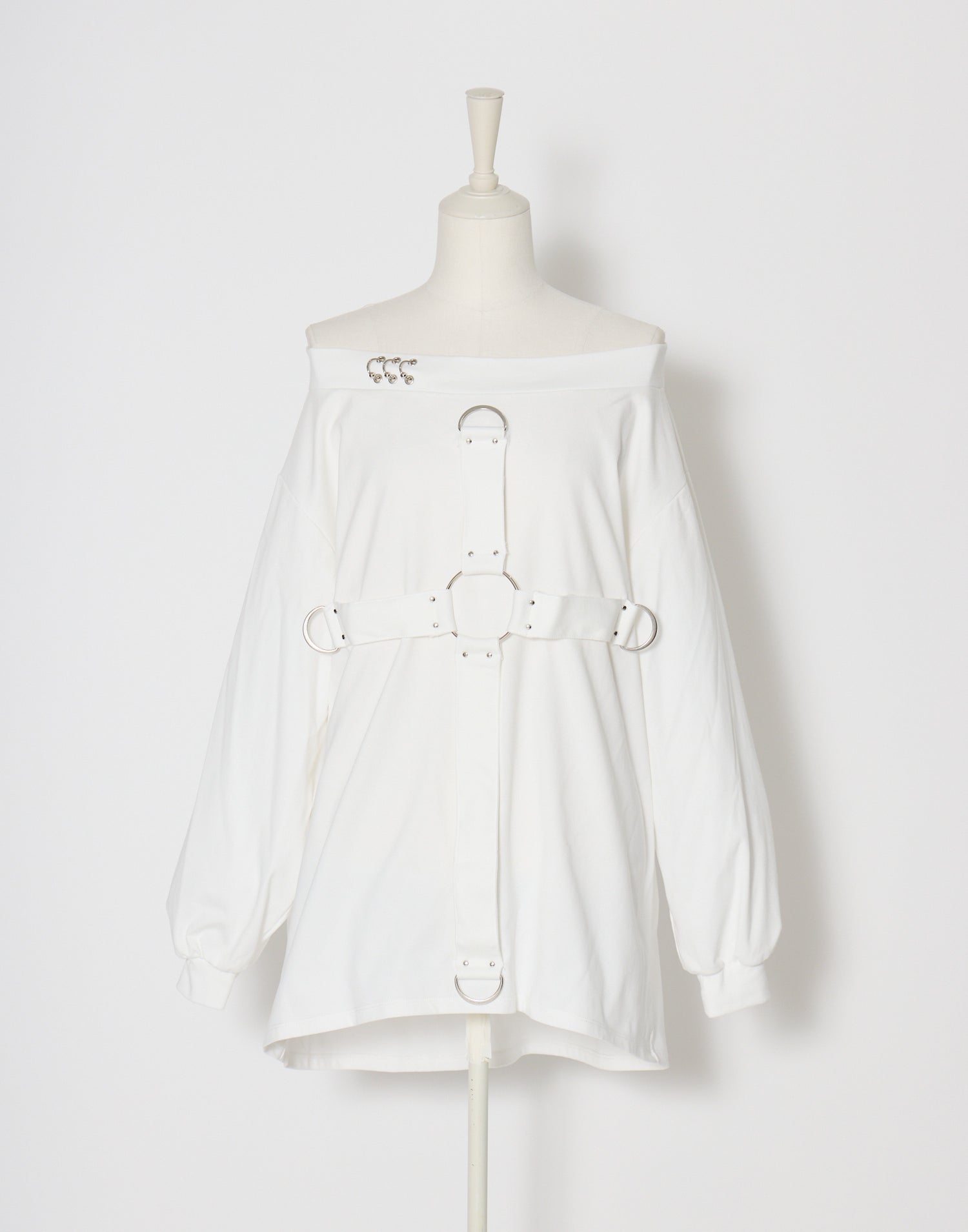 avenchumu フロントクロスロングスリーブtシャツ　ホワイト Front cross long sleeve T-shirt – AVENCHUMU （アバンチュウム）