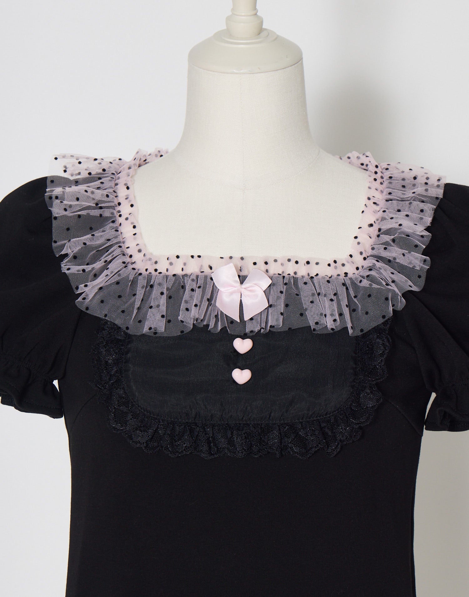 Tulle frill heart button puff tops – AVENCHUMU （アバンチュウム）