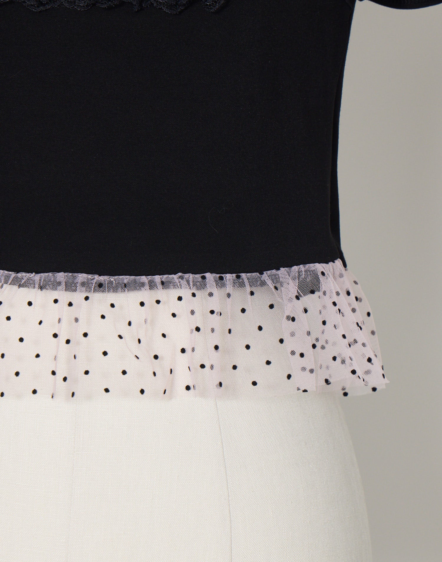 Tulle frill heart button puff tops – AVENCHUMU （アバンチュウム）