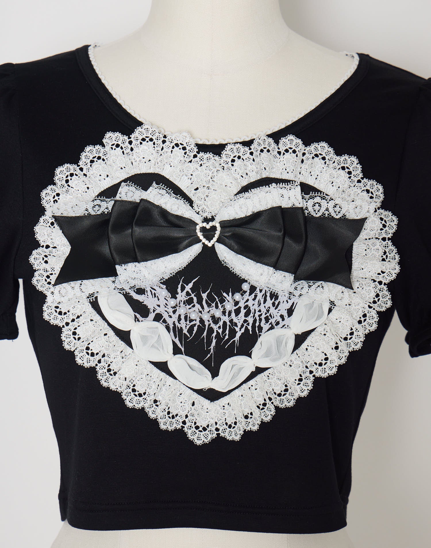 Love heart's cake AVENCHUMU t-shirt – AVENCHUMU （アバンチュウム）