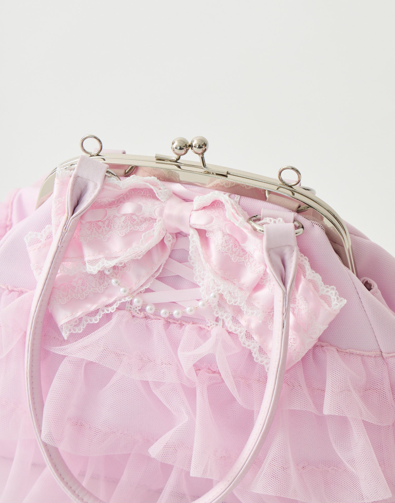 Ribbon & tulle frill kiss-lock bag – AVENCHUMU （アバンチュウム）
