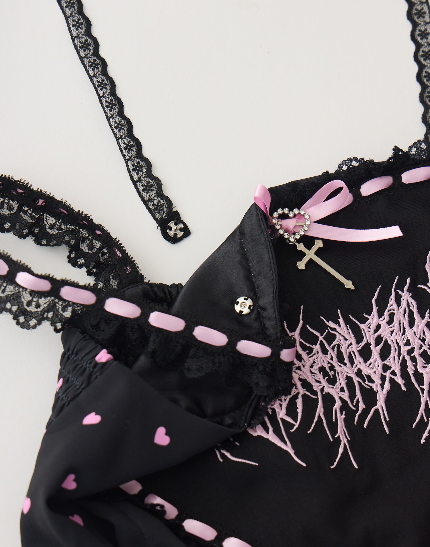 Heart tiered babydoll one piece – AVENCHUMU （アバンチュウム）