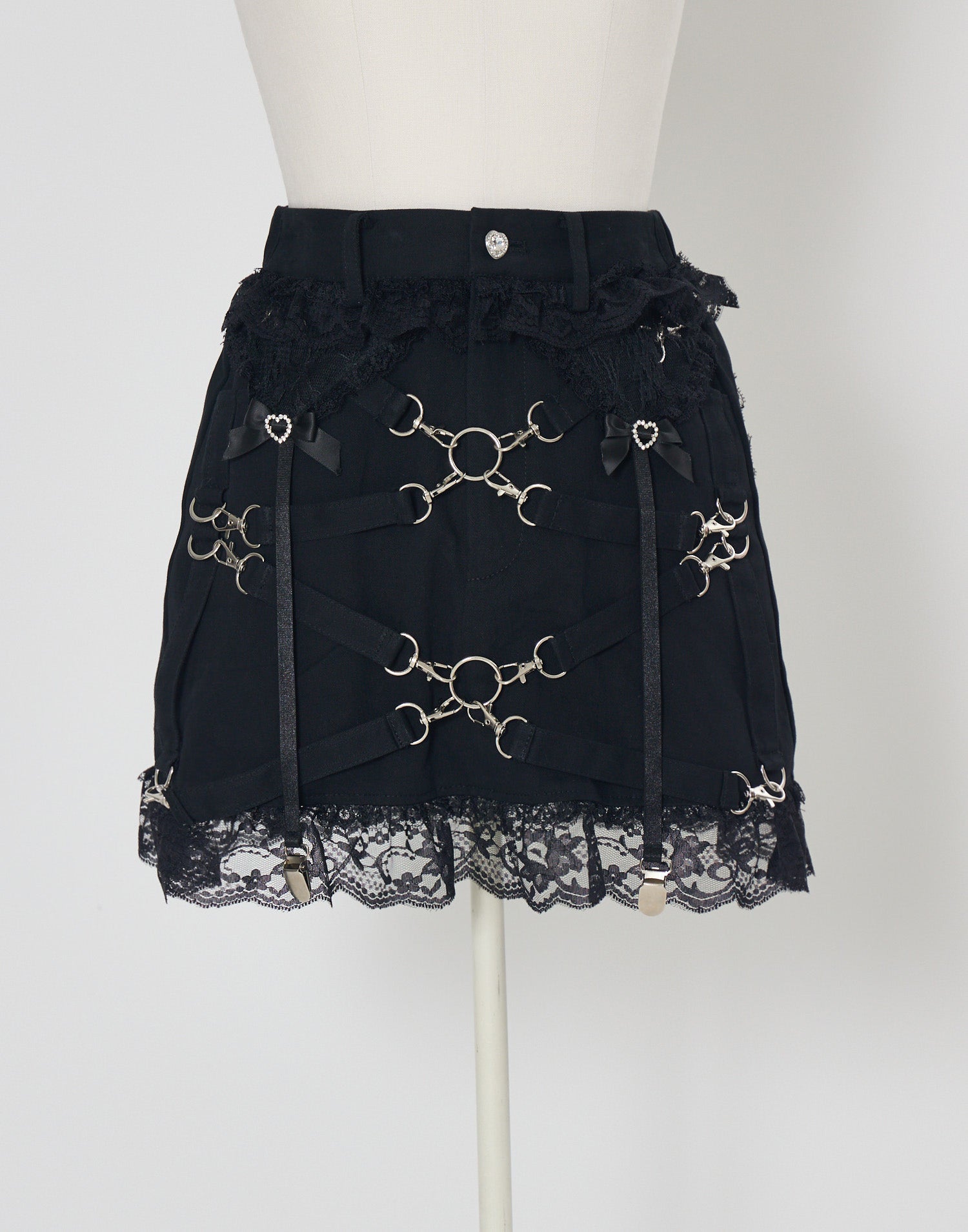 Garter & Harness lace mini skirt – AVENCHUMU （アバンチュウム）