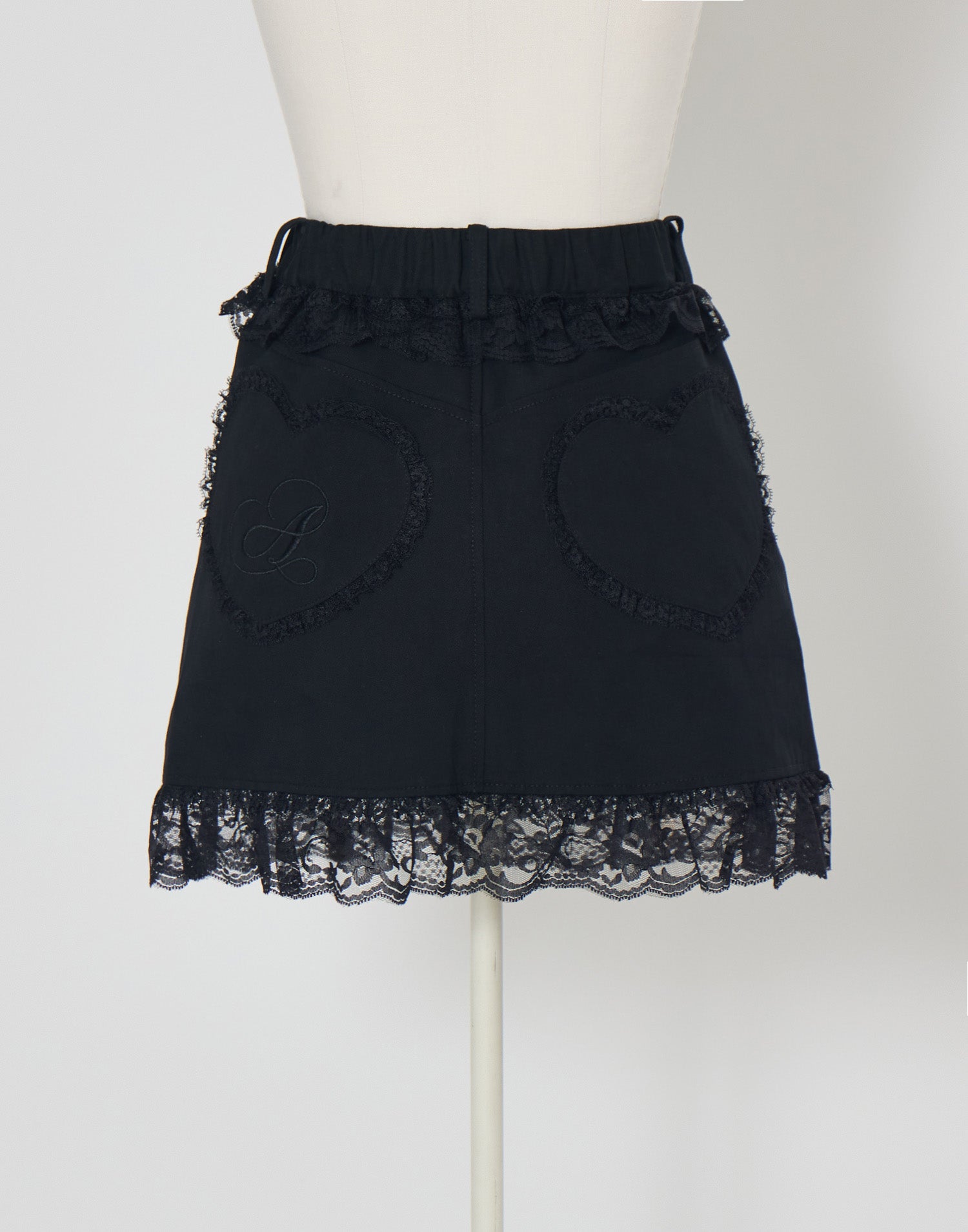 Garter & Harness lace mini skirt – AVENCHUMU （アバンチュウム）