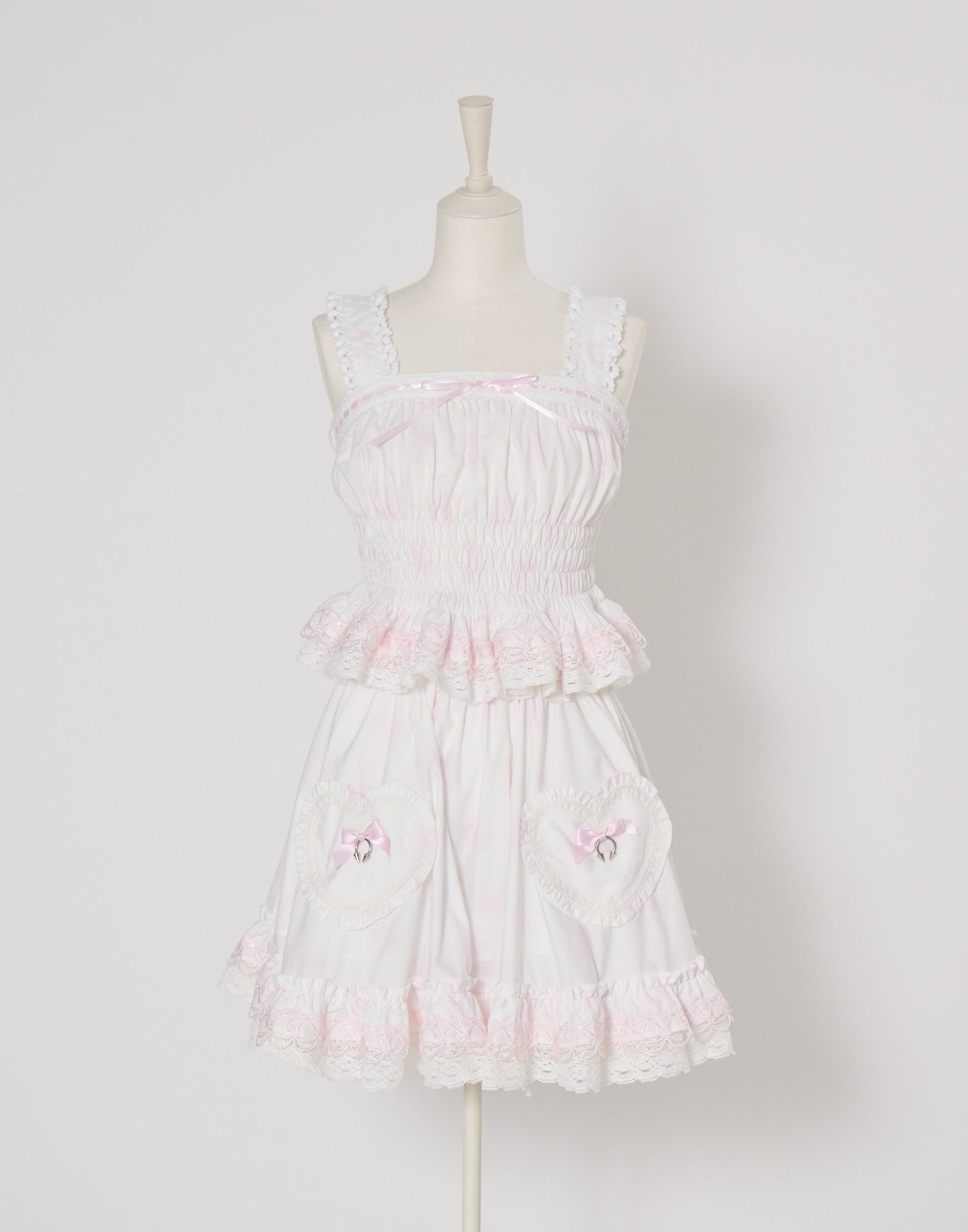 Skull illustration print heart skirt – AVENCHUMU （アバンチュウム）