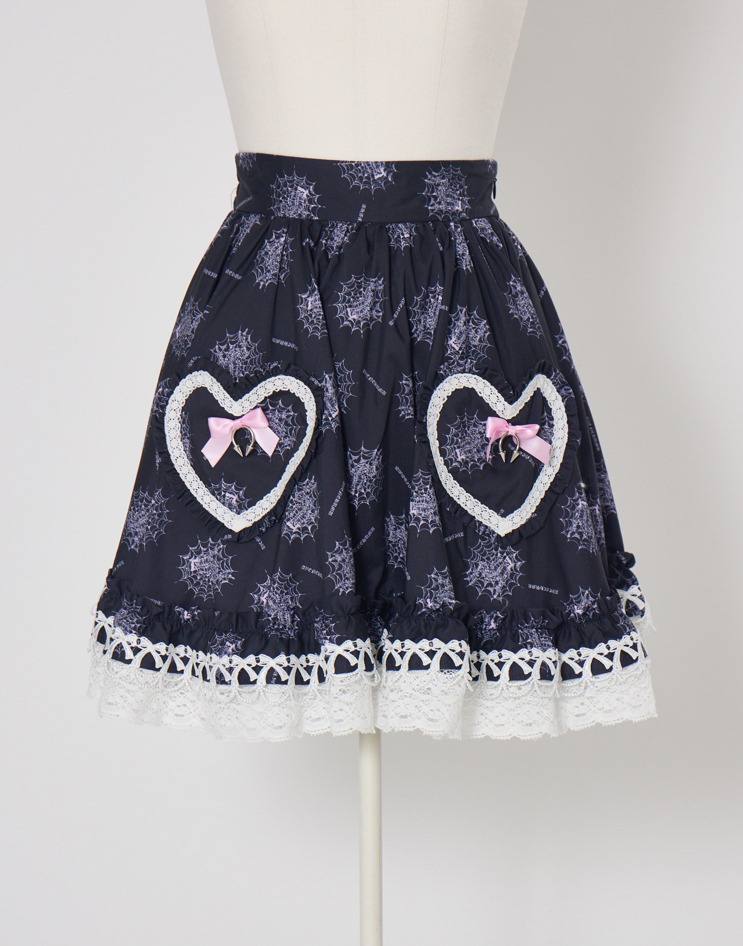 Skull illustration print heart skirt – AVENCHUMU （アバンチュウム）