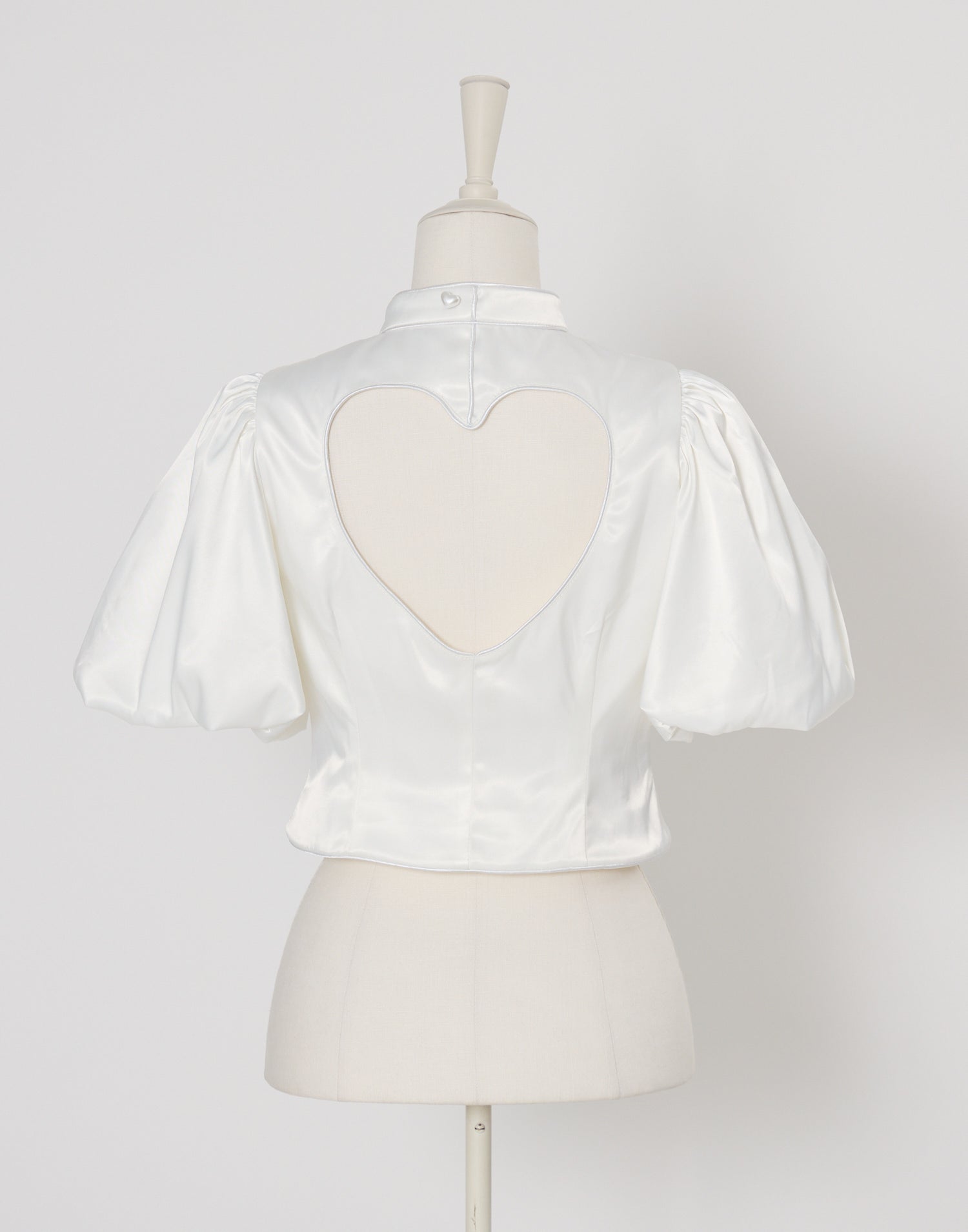 Like a nurse heart blouse – AVENCHUMU （アバンチュウム）