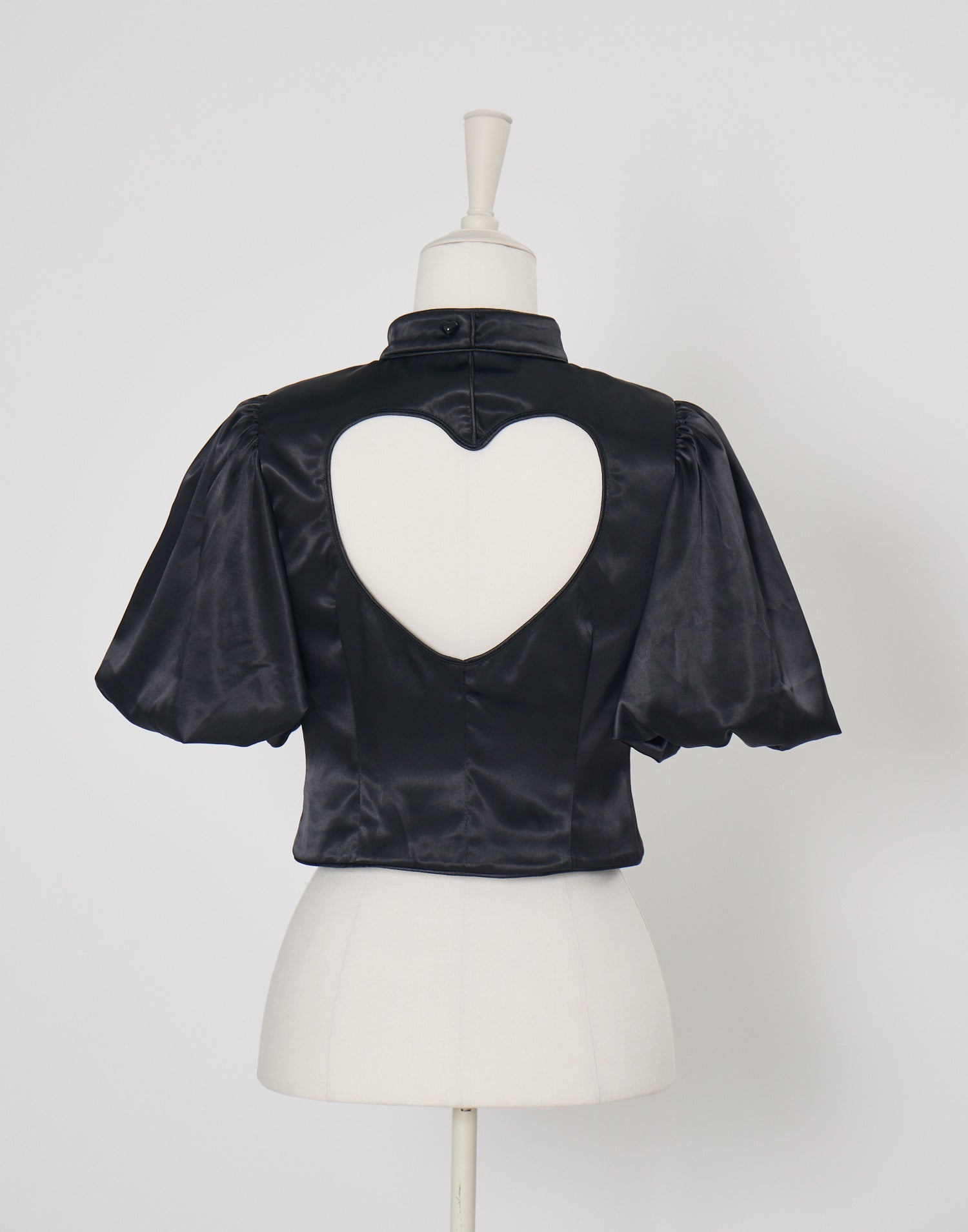 Like a nurse heart blouse – AVENCHUMU （アバンチュウム）