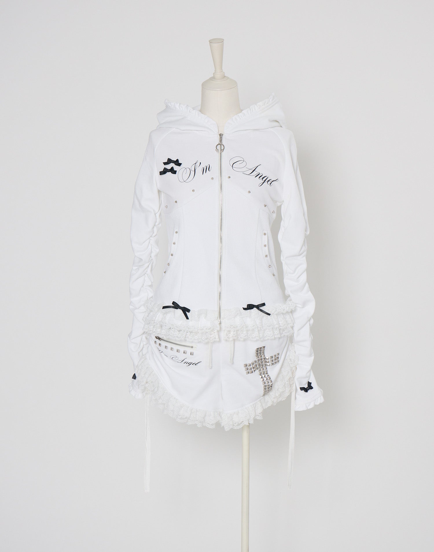 I'm Angel frill short pants – AVENCHUMU （アバンチュウム）