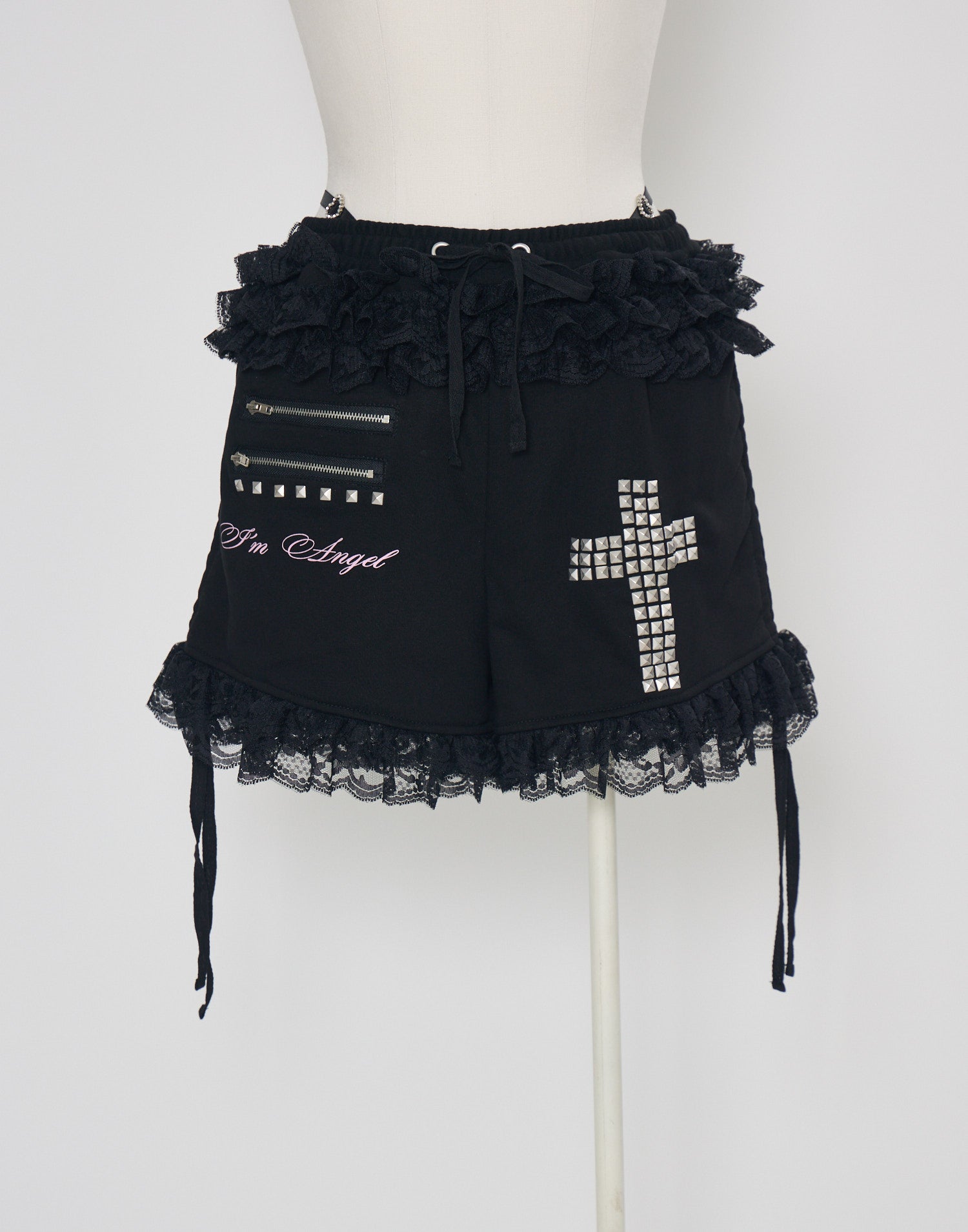 I'm Angel frill short pants – AVENCHUMU （アバンチュウム）