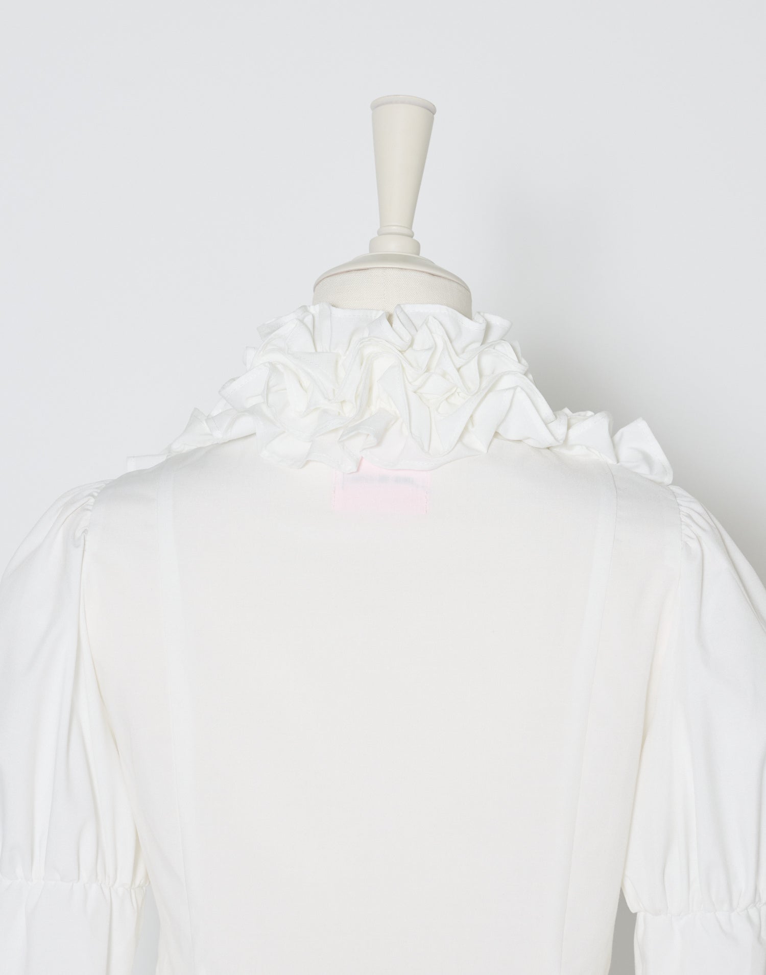 little angel frill blouse – AVENCHUMU （アバンチュウム）