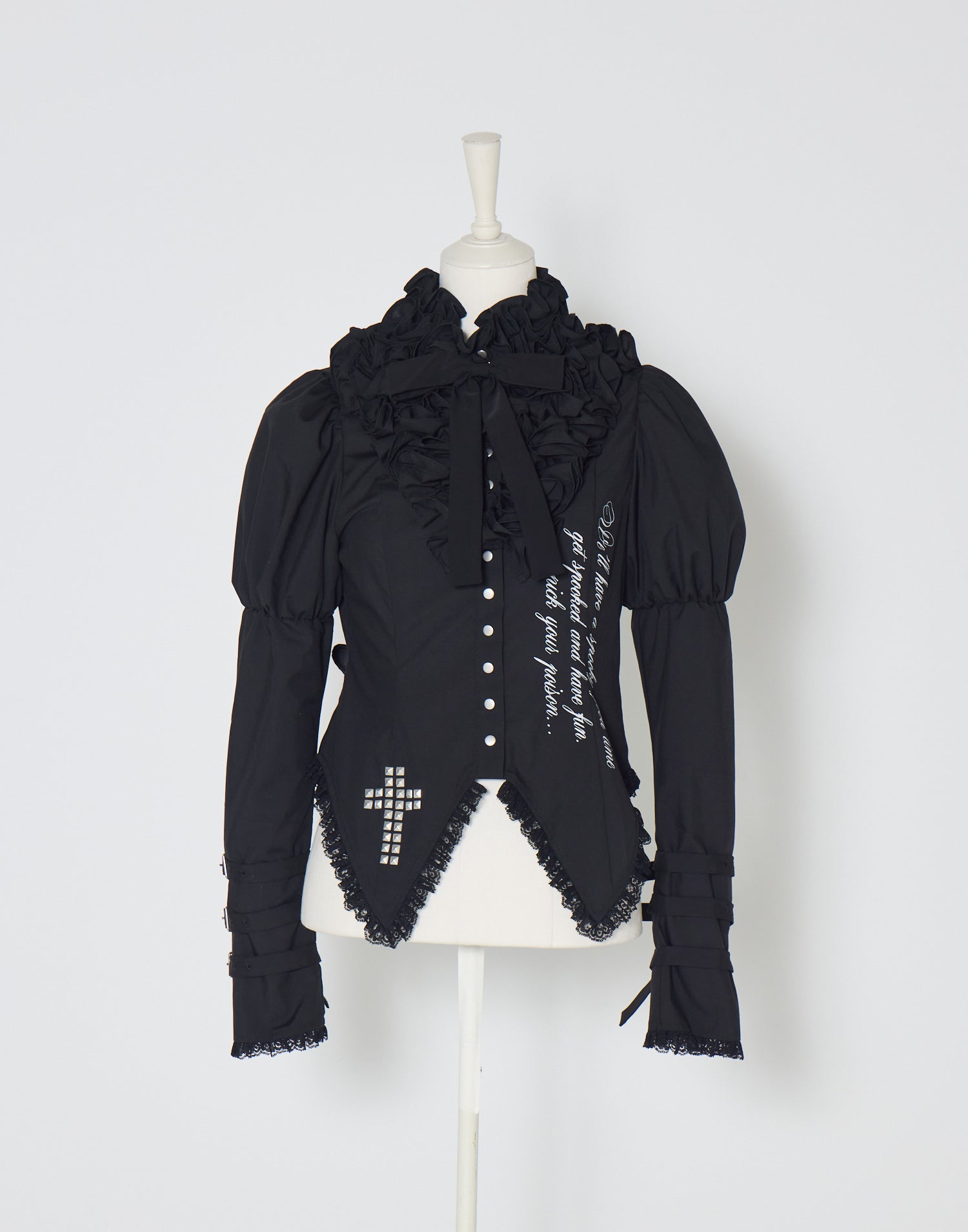 AVENCHUMU フリルブラウス little angel frill blouse – AVENCHUMU （アバンチュウム）