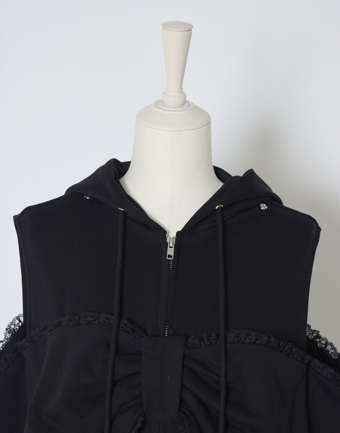 Ribbon shoulder zip hoodie oversize – AVENCHUMU