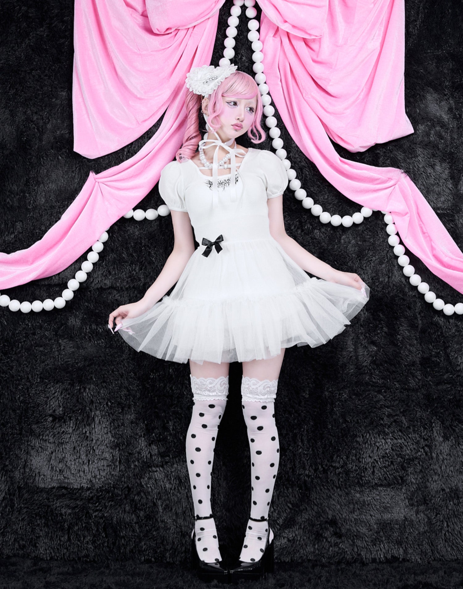 Back ribbon waist ribbed knit one piece – AVENCHUMU （アバンチュウム）
