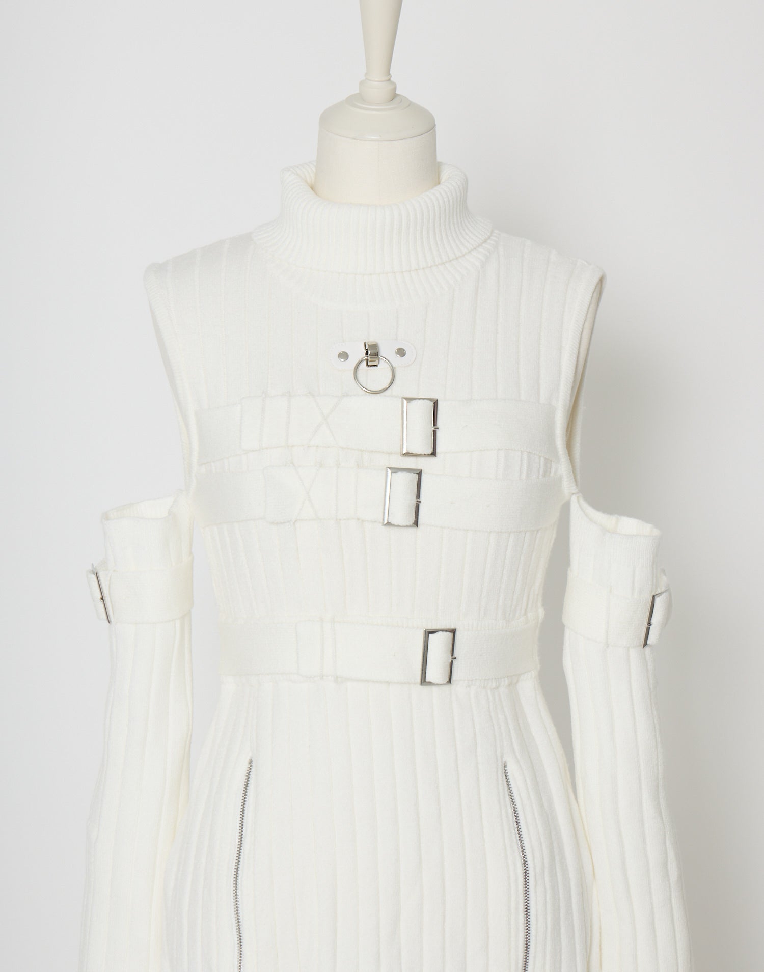 Belt & zip arm warmers knit one-piece – AVENCHUMU （アバンチュウム）