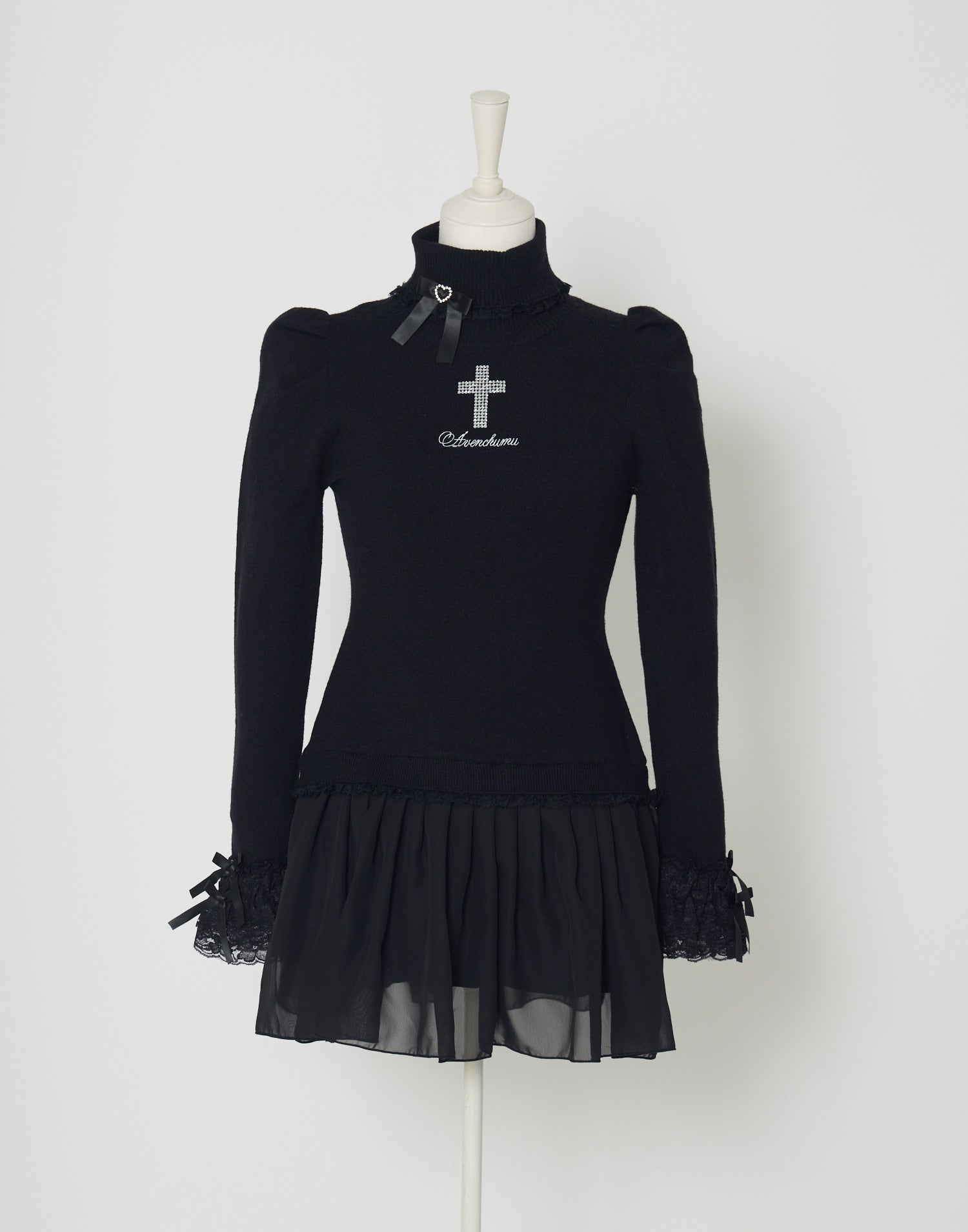 Angel feather knit one-piece – AVENCHUMU （アバンチュウム）