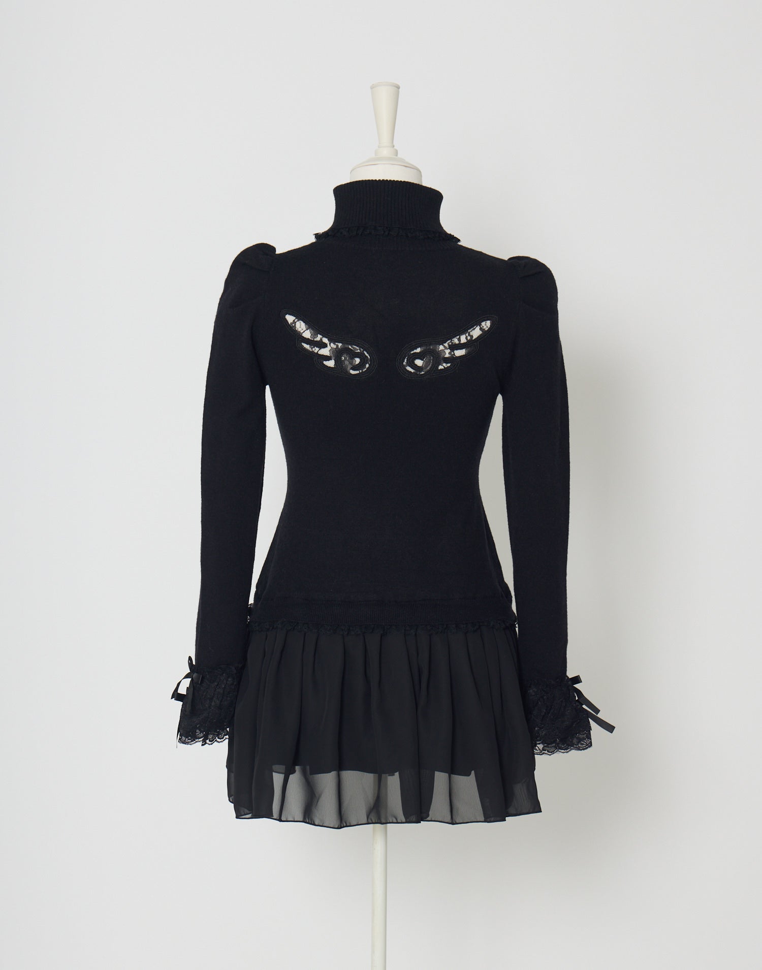 Angel feather knit one-piece – AVENCHUMU （アバンチュウム）