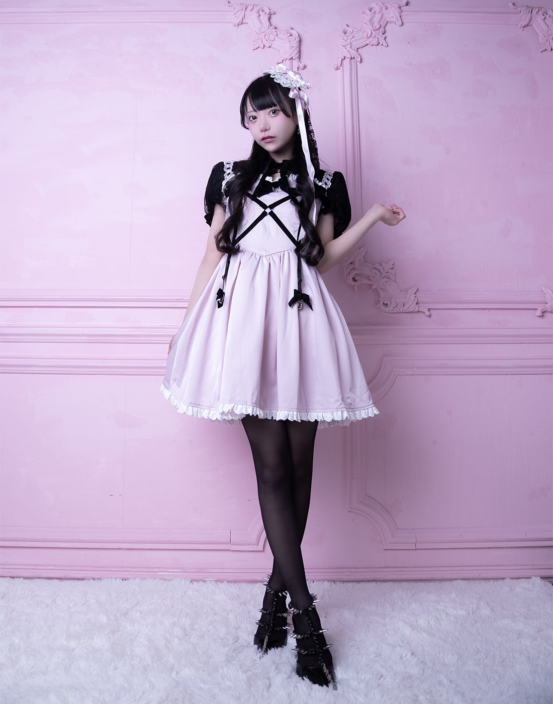Back ruffle ribbon harness one piece – AVENCHUMU （アバンチュウム）