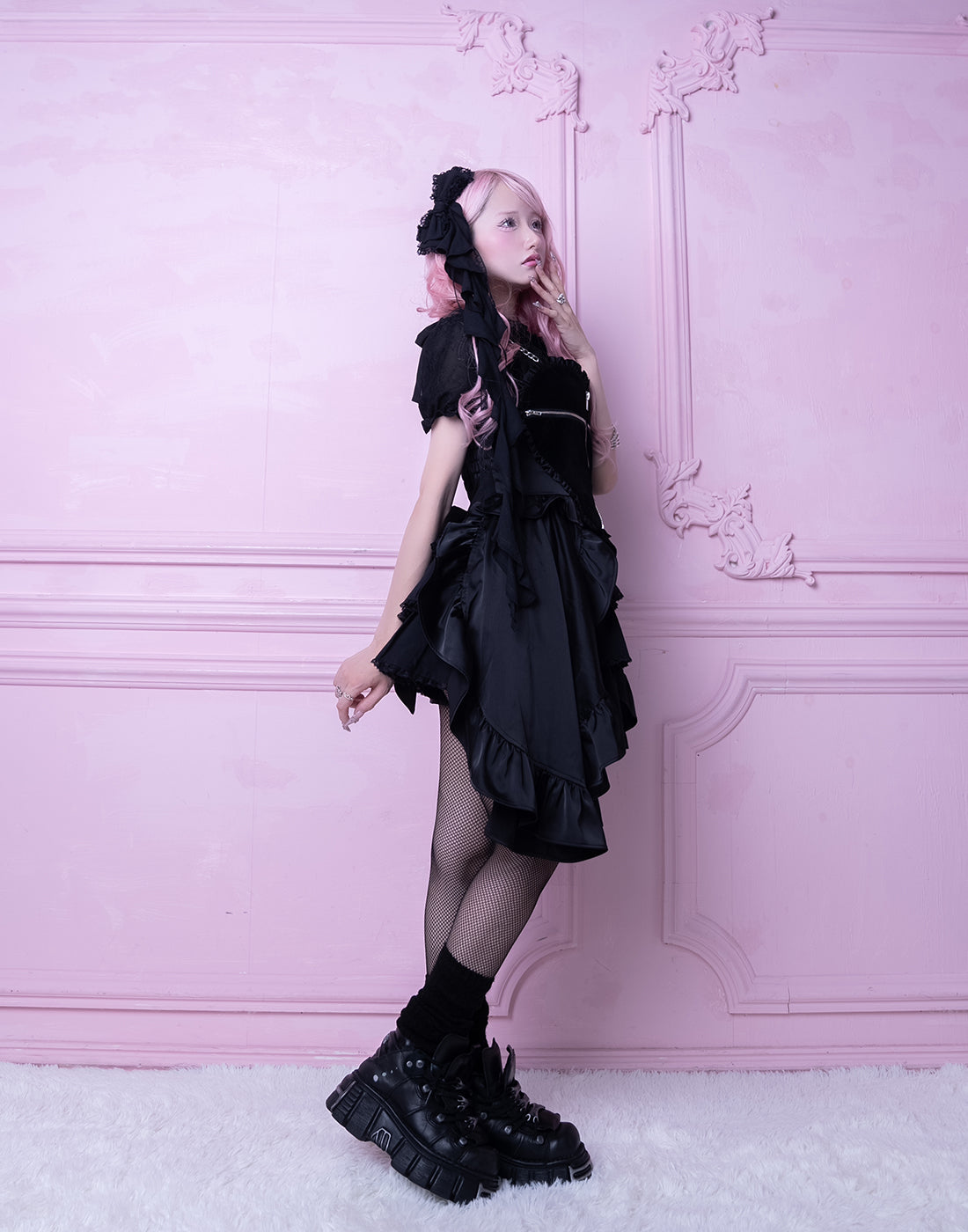 トップス AVENCHUMU Zip heart & chain ruffle gilet Zip heart ＆ chain ruffle gilet – AVENCHUMU （アバンチュウム）