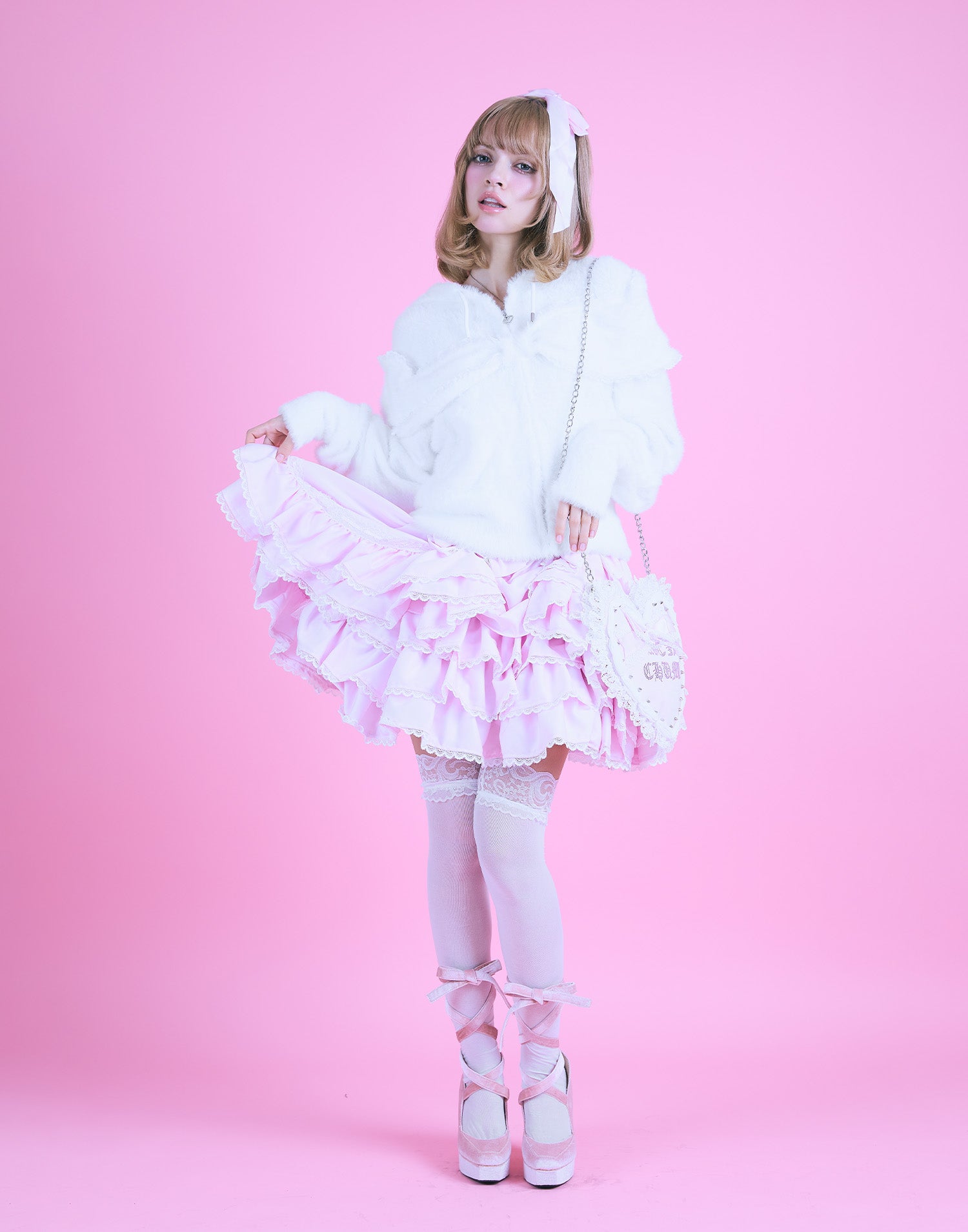 Ribbon shoulder zip shaggy knit hoodie – AVENCHUMU （アバンチュウム）