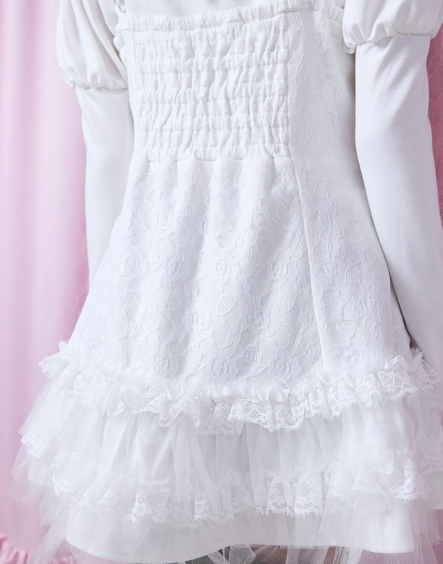 ワンピース AVENCHUMU Lace & frill cape one piece Lace & frill cape one piece – AVENCHUMU （アバンチュウム）