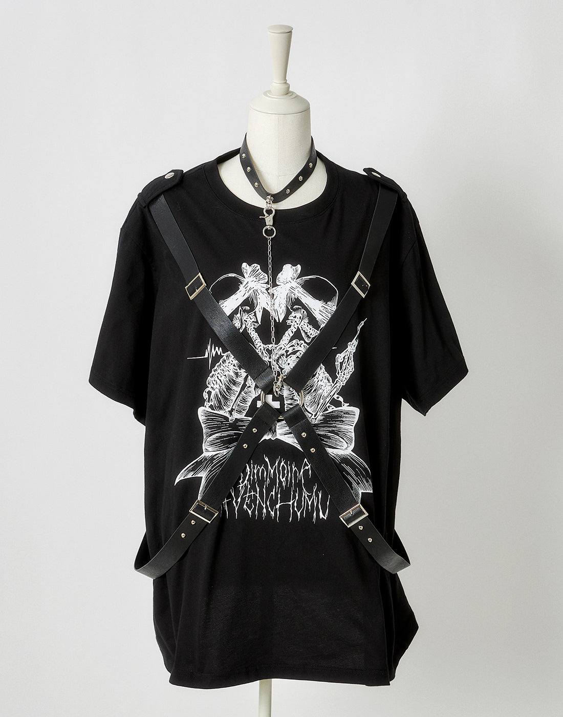 【5月31日(金)17:00予約開始】twin skull print harness T-shirt