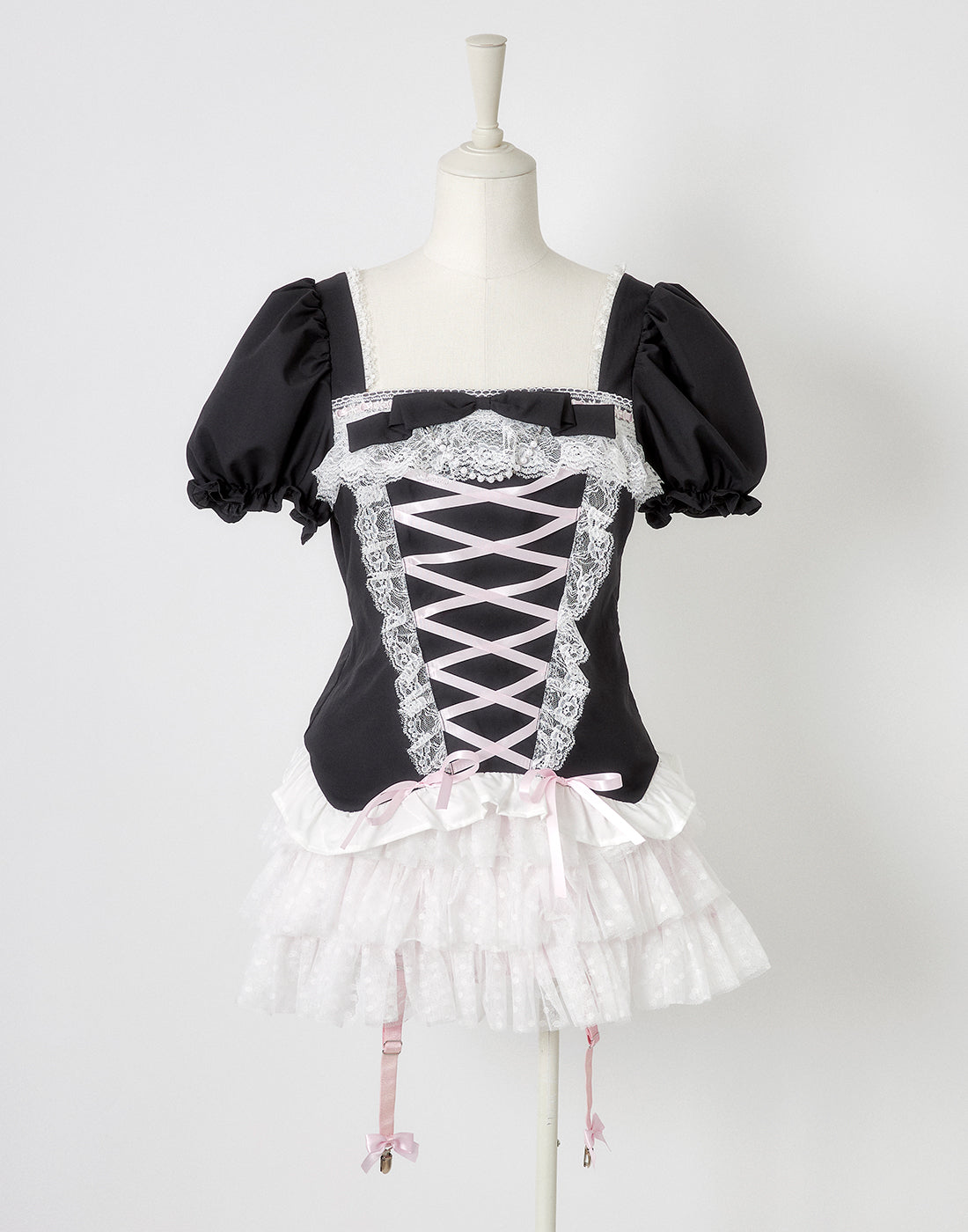 トップス Ribbon chain lace up corset tops Ribbon chain lace up corset tops – AVENCHUMU （アバンチュウム）