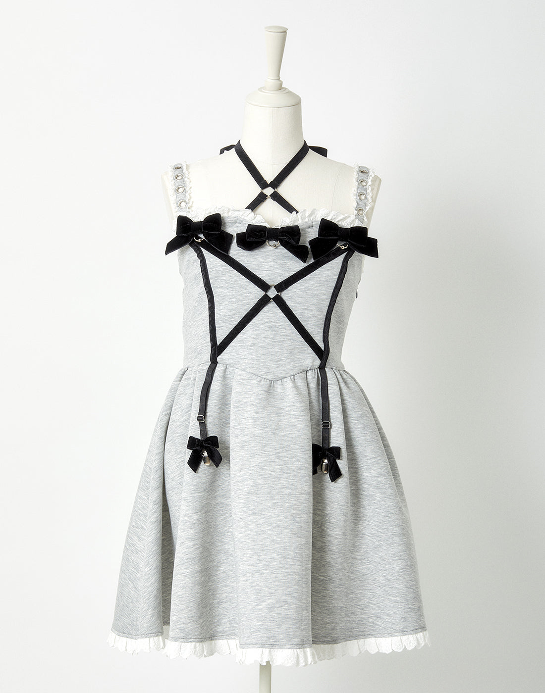 Back ruffle ribbon harness one piece – AVENCHUMU （アバンチュウム）