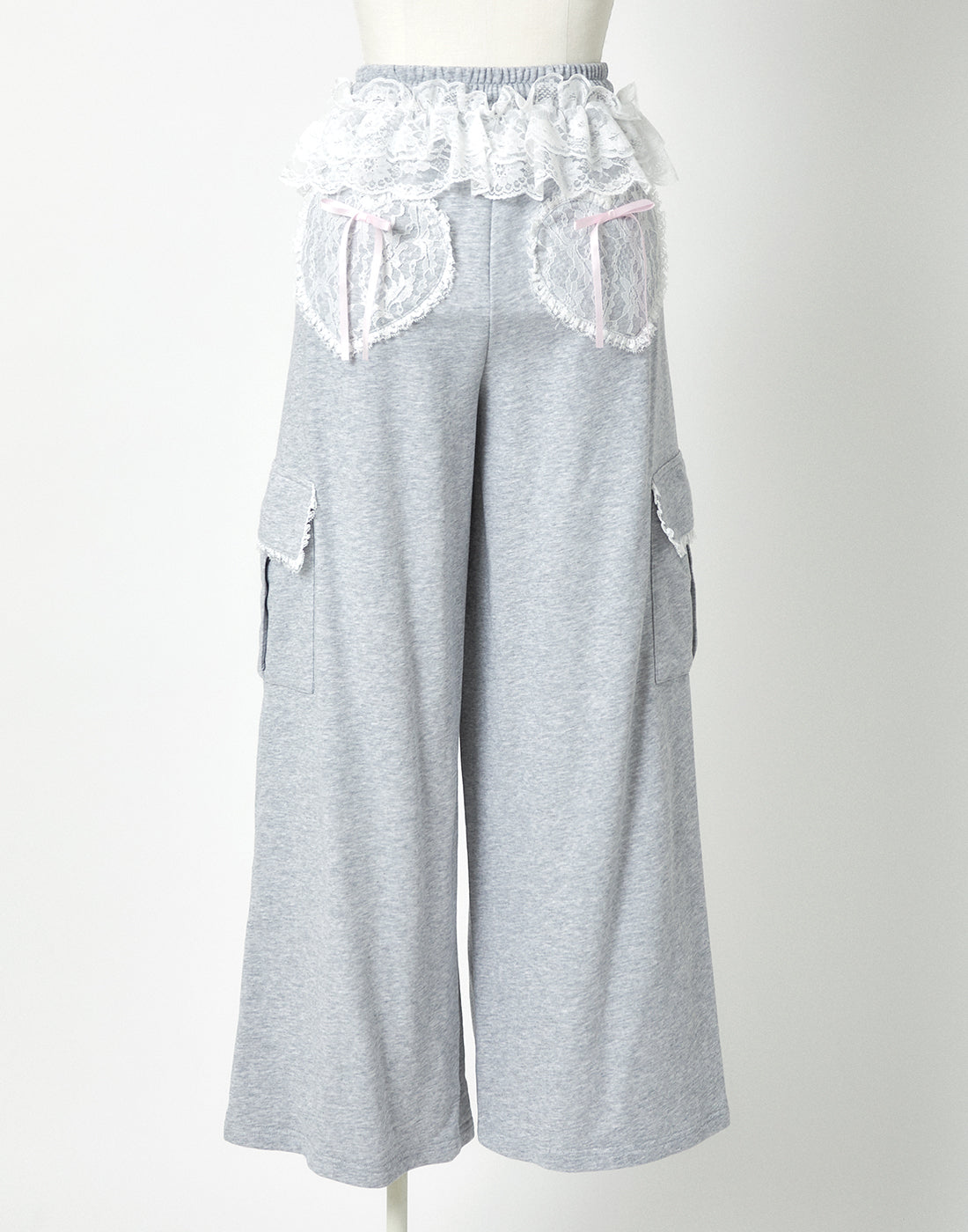 Tutu lace sweat ribbon pants – AVENCHUMU （アバンチュウム）