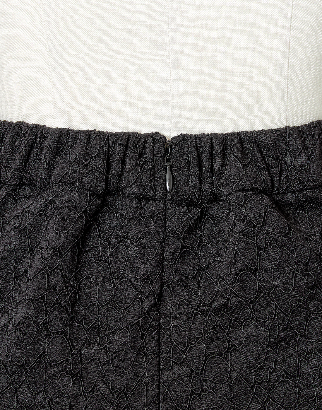 Open lace up lace flare pants – AVENCHUMU （アバンチュウム）
