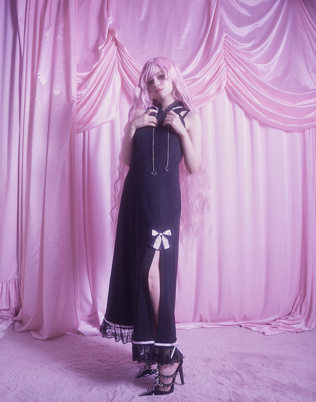 Lace trimming hoodie sleeveless long one piece – AVENCHUMU