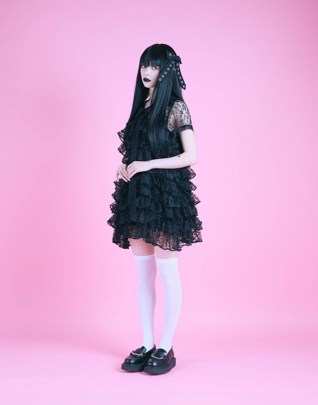 Full of frills lace tiered one piece – AVENCHUMU （アバンチュウム）