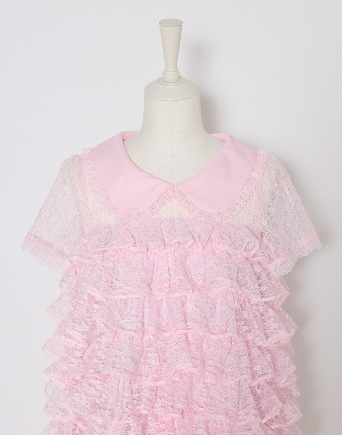 Full of frills lace tiered one piece – AVENCHUMU （アバンチュウム）