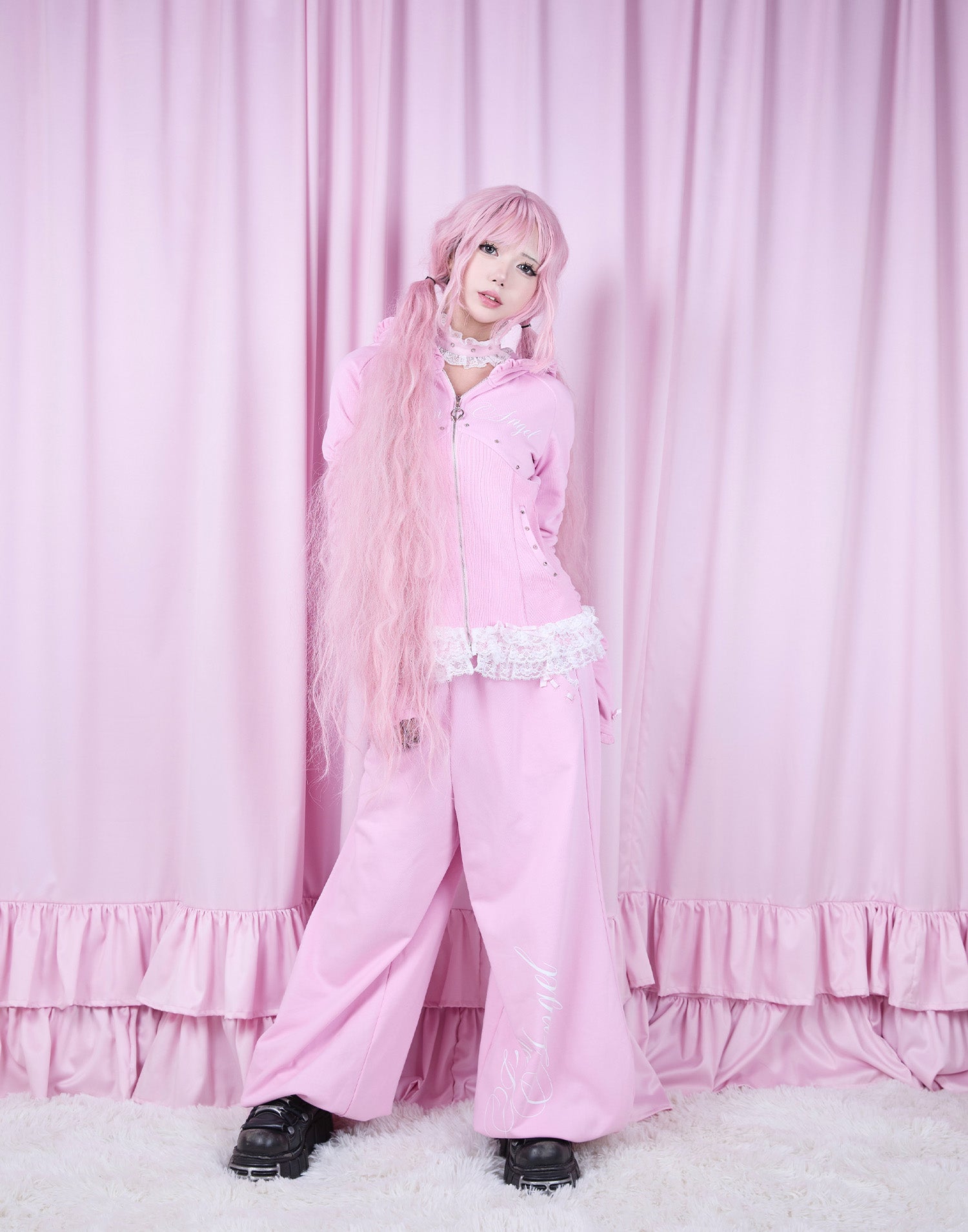 トップス I'm Angel frill zip foodie avenchumu I'm Angel frill zip foodie – AVENCHUMU （アバンチュウム）