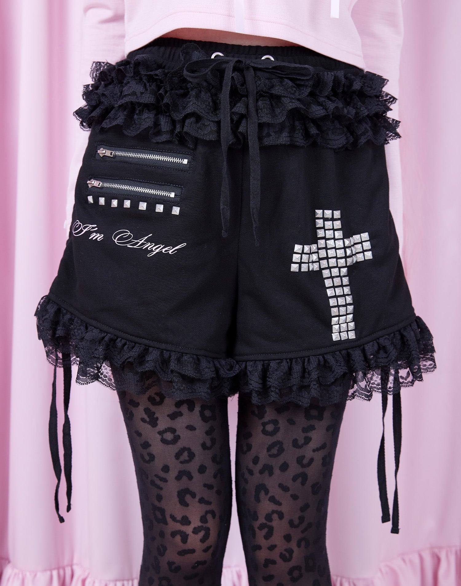 I'm Angel frill short pants – AVENCHUMU （アバンチュウム）