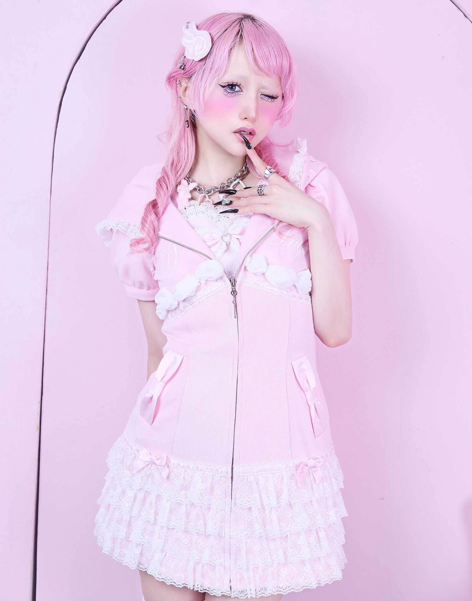 AVENCHUMU （アバンチュウム）
