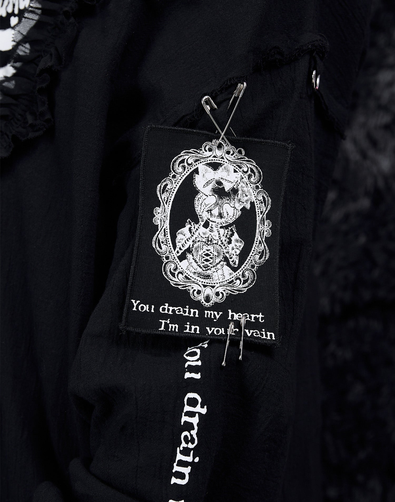 avenchumu × mimiコラボT　黒 illustration wappen set – AVENCHUMU （アバンチュウム）