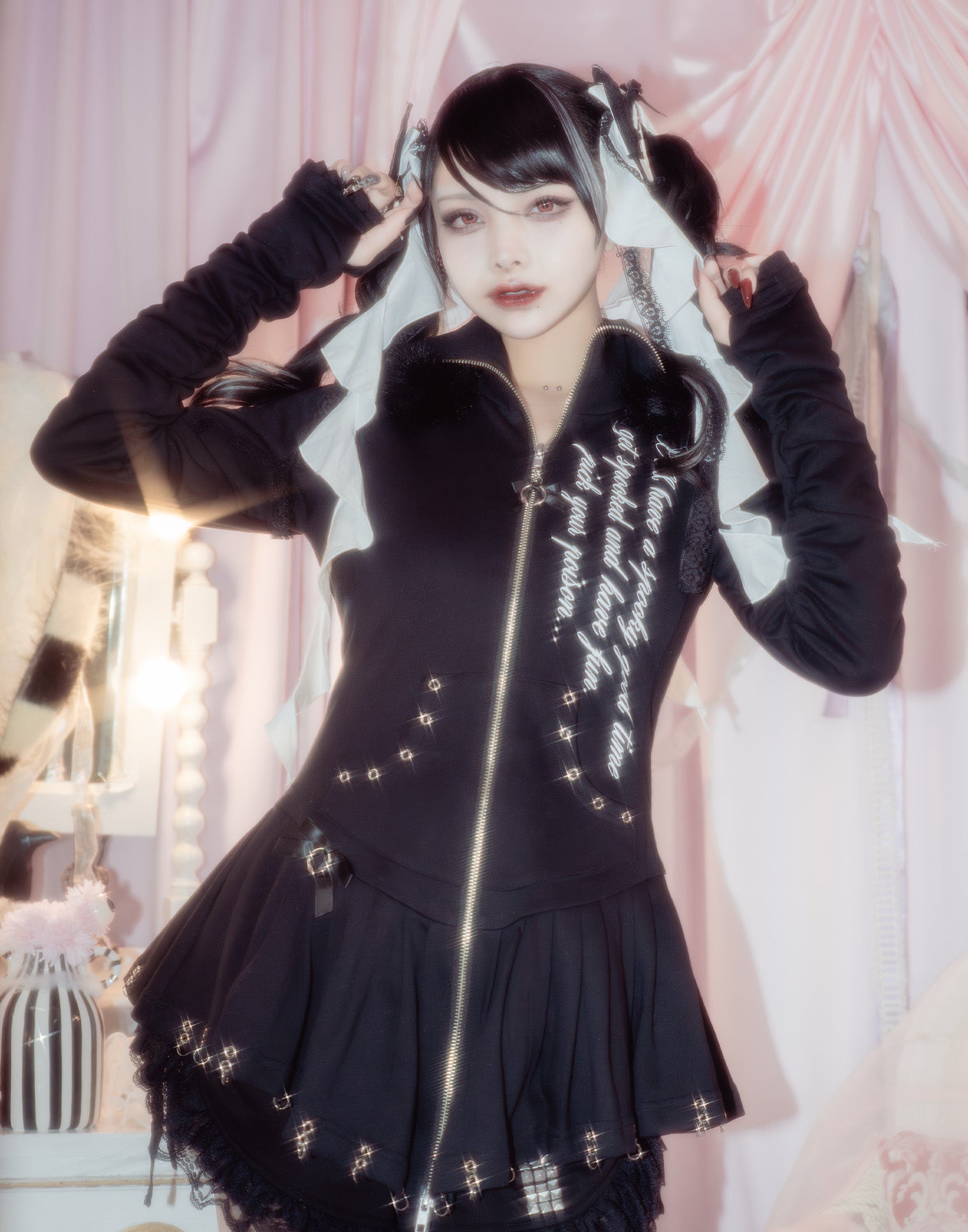 Devil ribbon lace headdress – AVENCHUMU （アバンチュウム）