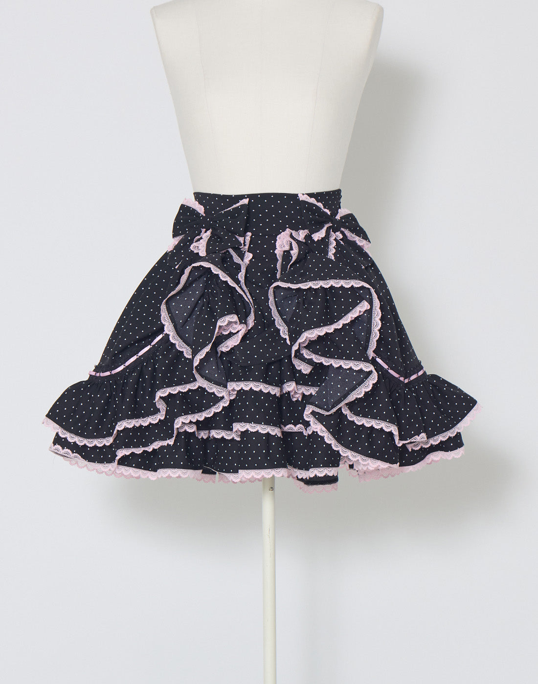My only Doll frill skirt – AVENCHUMU （アバンチュウム）