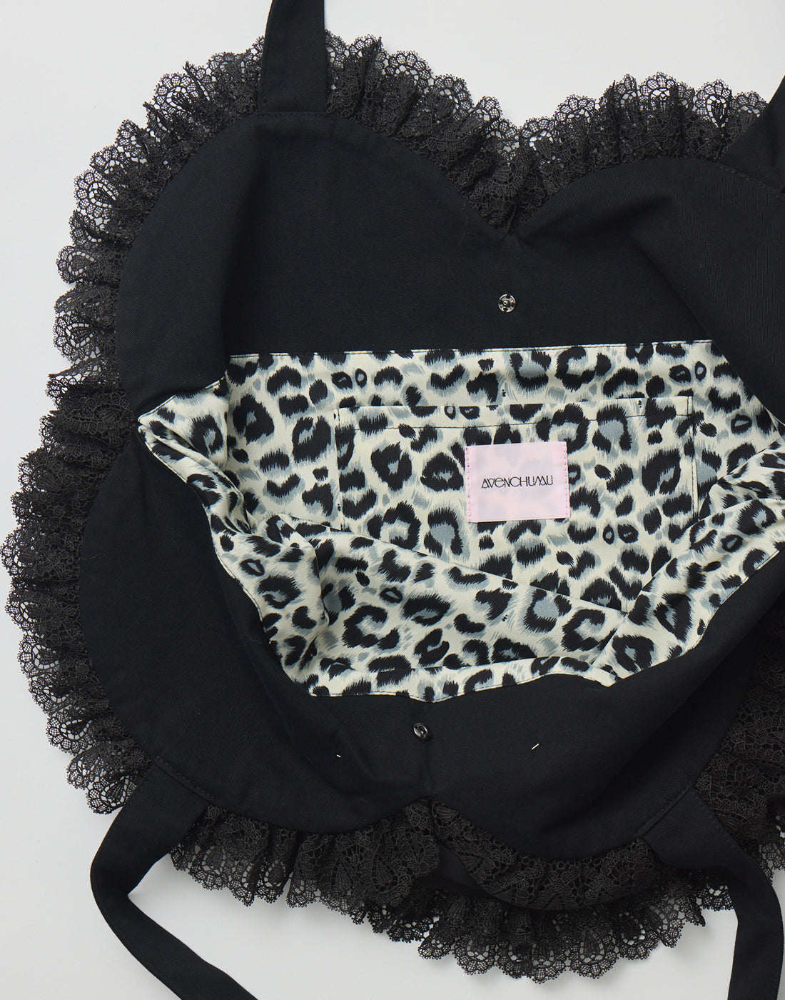 バッグ Love heart's cake tote bag AVENCHUMU Love heart's cake tote bag – AVENCHUMU （アバンチュウム）