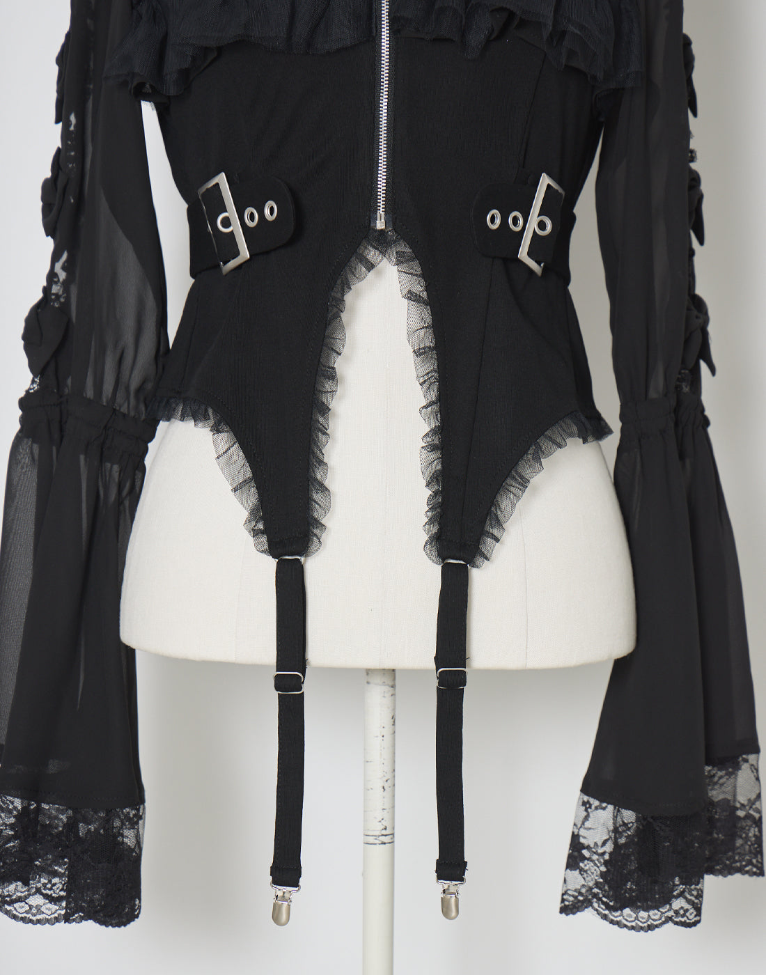 AVENCHUMU トップス Tops – AVENCHUMU （アバンチュウム）