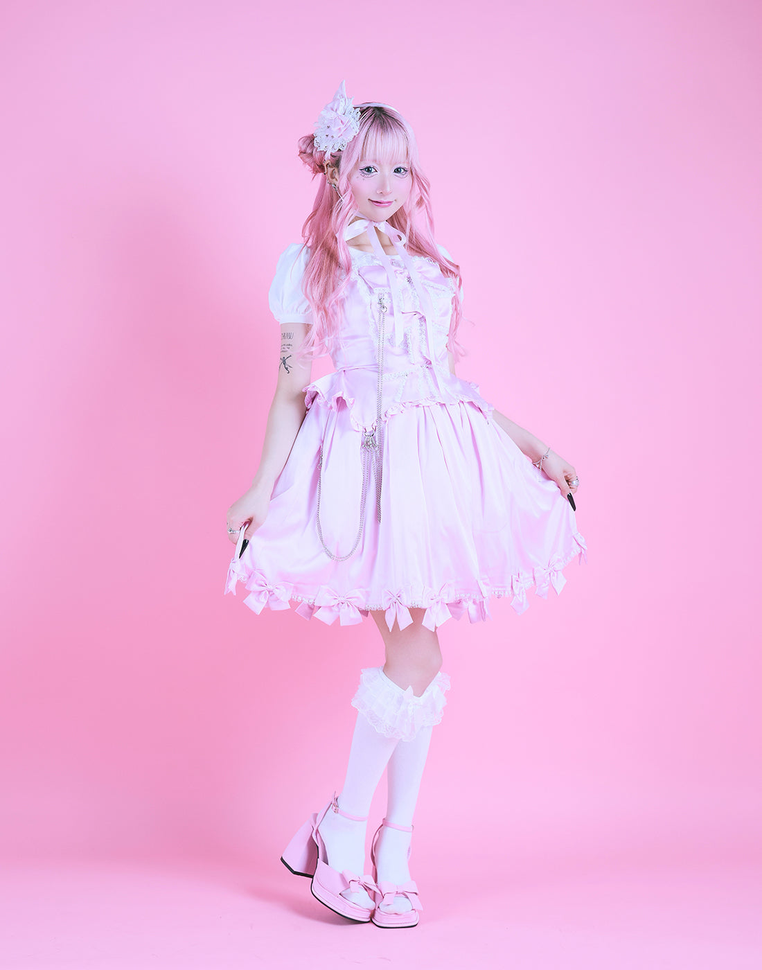 Front ribbon chain one piece – AVENCHUMU （アバンチュウム）