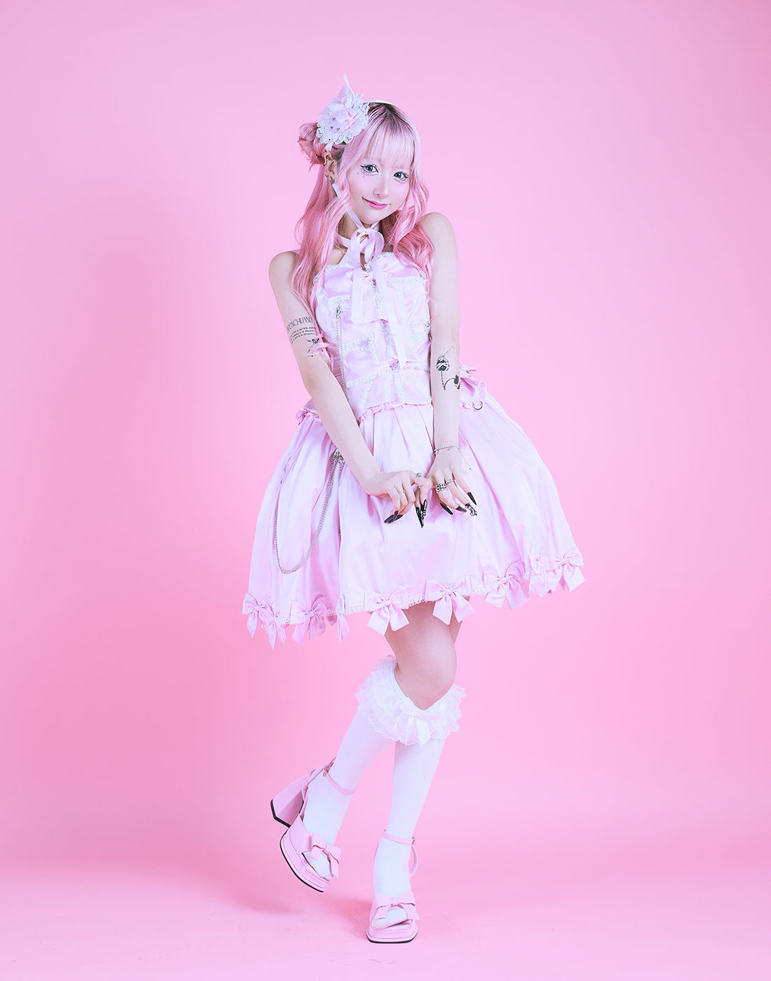 Front ribbon chain one piece – AVENCHUMU （アバンチュウム）