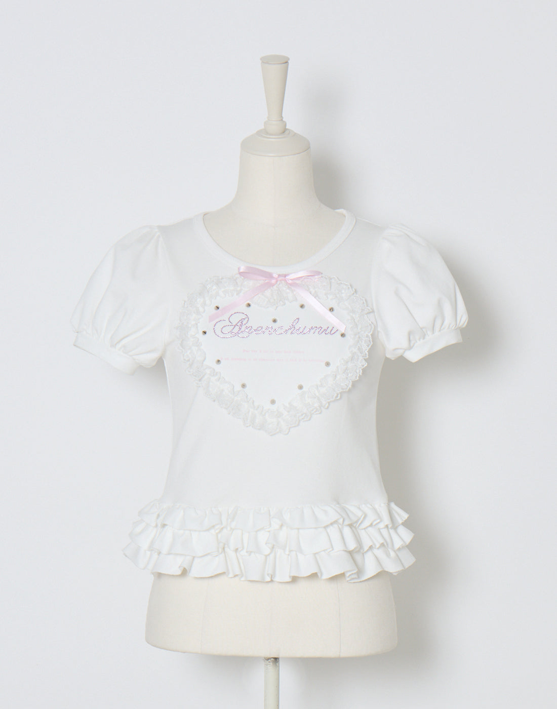 トップス Heart studs & message puff t-shirt Heart studs & message puff t-shirt – AVENCHUMU （アバンチュウム）