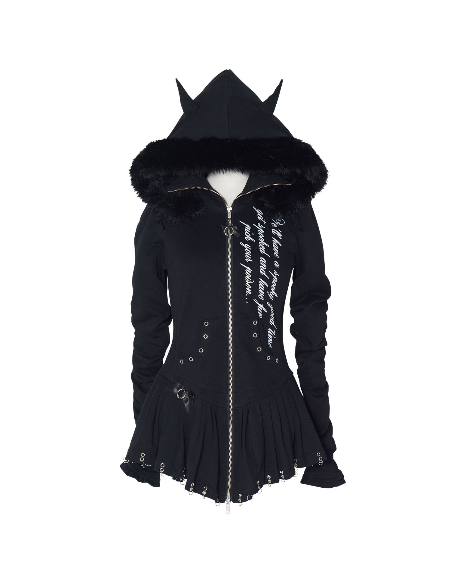 Pleated devil zip hoodie – AVENCHUMU （アバンチュウム）
