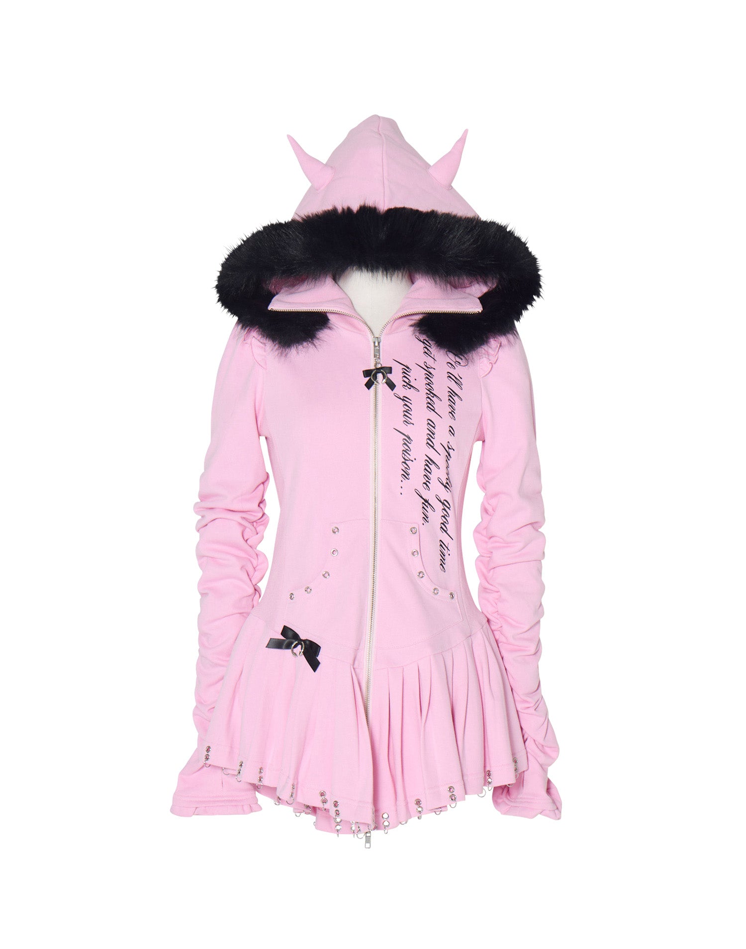 Pleated devil zip hoodie – AVENCHUMU （アバンチュウム）